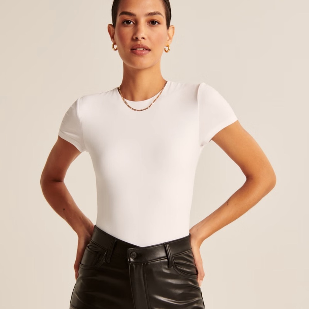 * NEW* Abercrombie white body suit